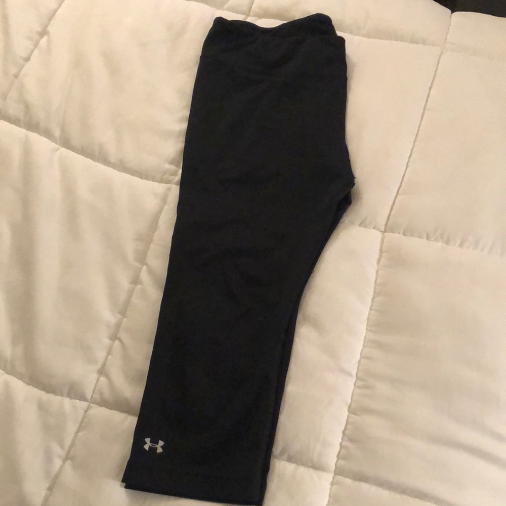 Under Armour cropped leggings